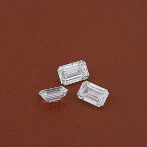Side View Of Emerald Cut Loose Diamond