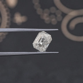 tweezers  View of Loose Moissanite for Custom Rings