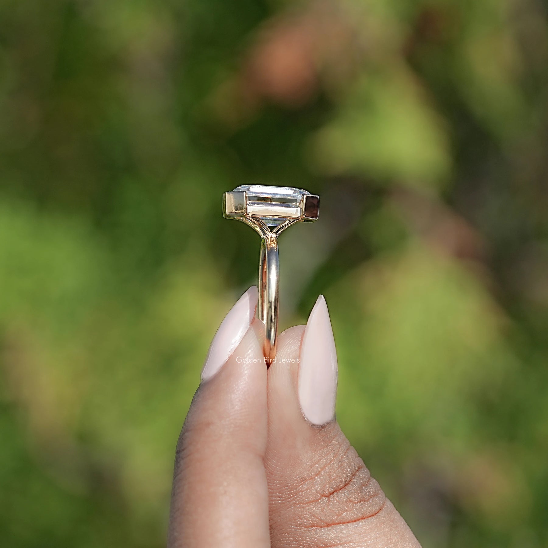 Side View Of Emerald Cut Ring