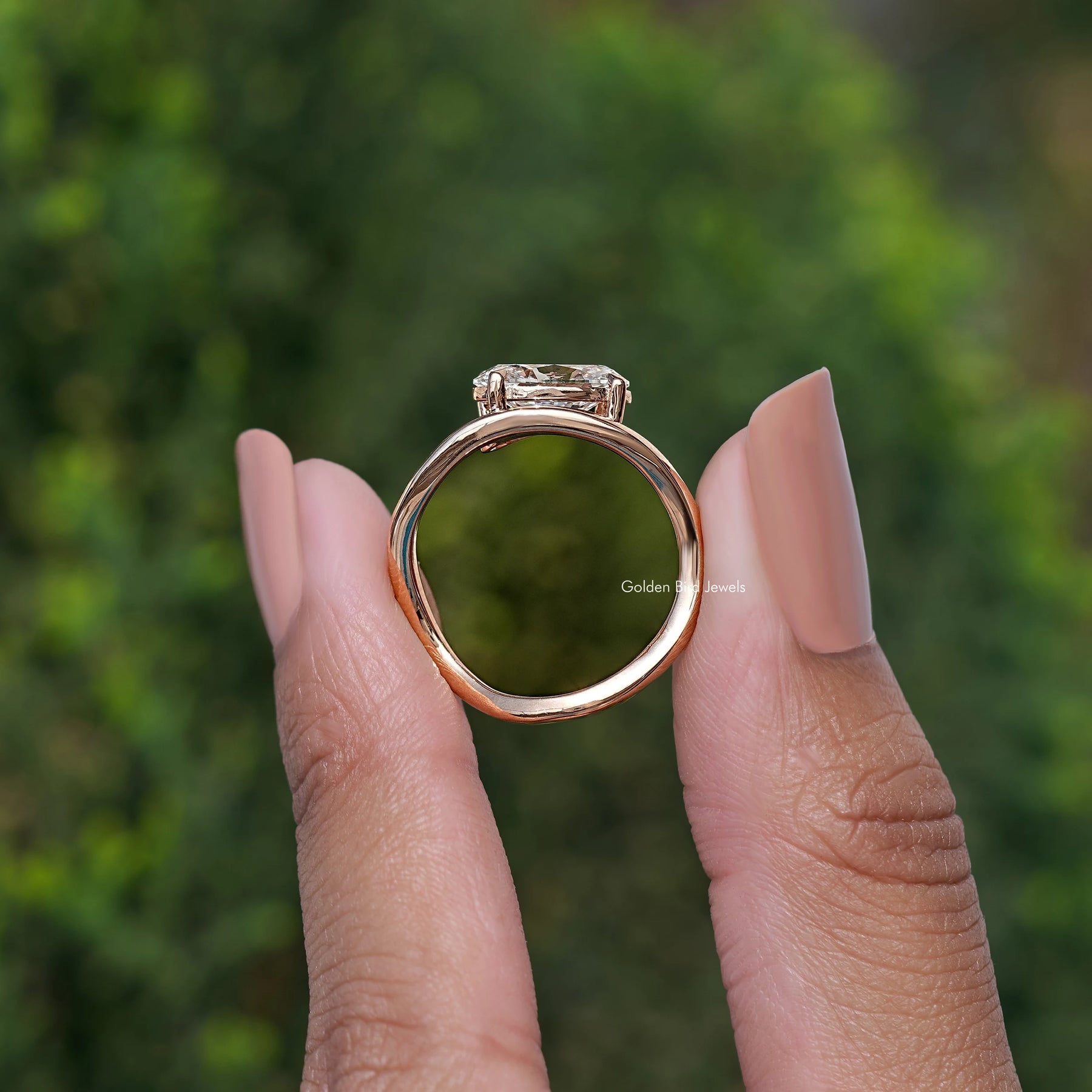 Oval Cut Curved Solitaire Bridal Set Engagement Ring