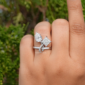 Top View Of Moissanite Toi Moi Ring
