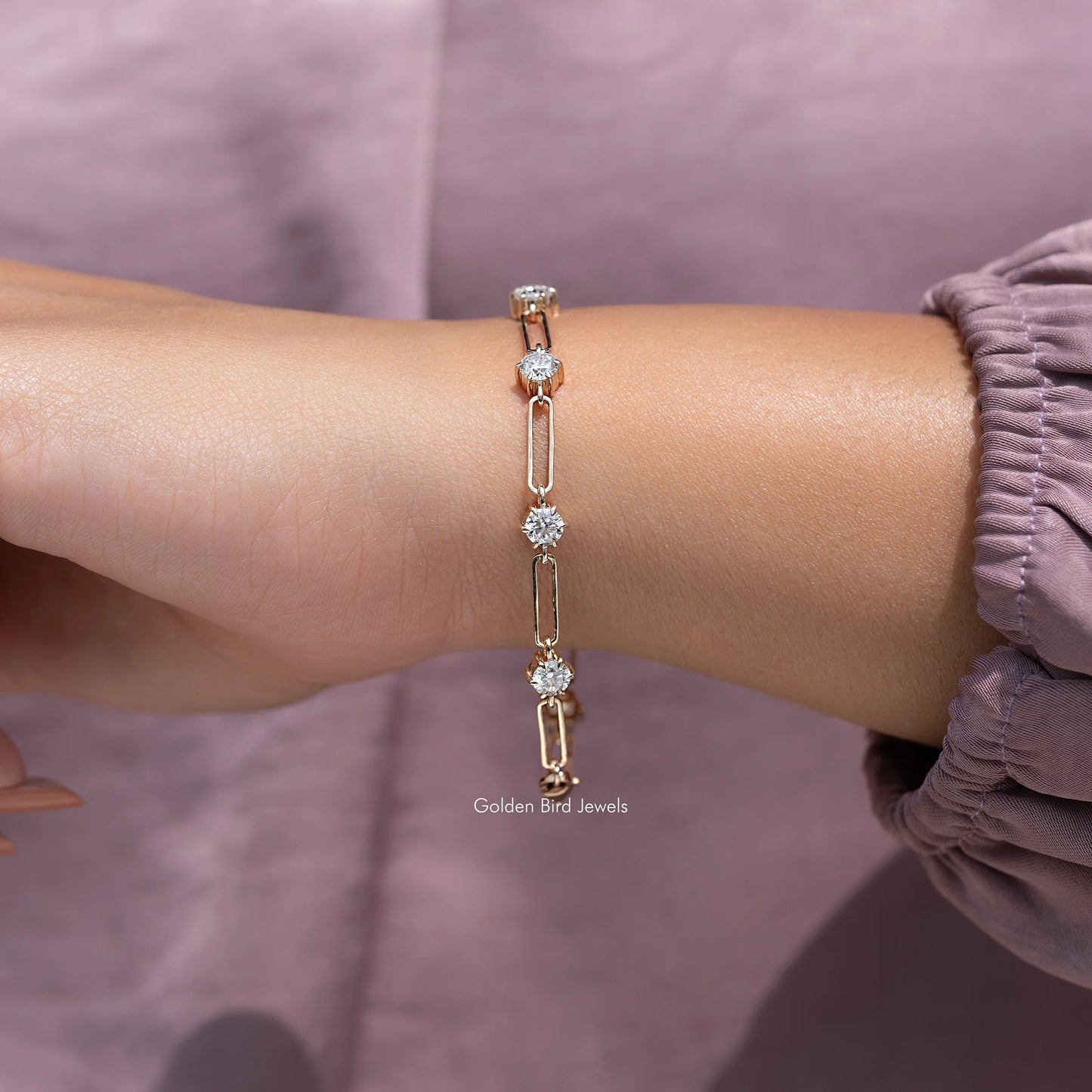 Round Cut Moissanite Link Bracelet