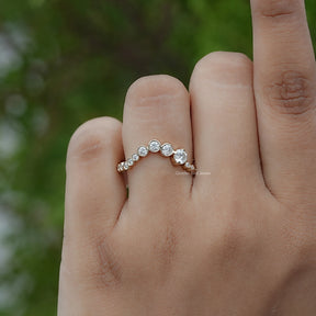 Round Shaped Moissanite Curved Full Eternity Band