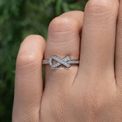 Round Cut Moissanite Hope Ring